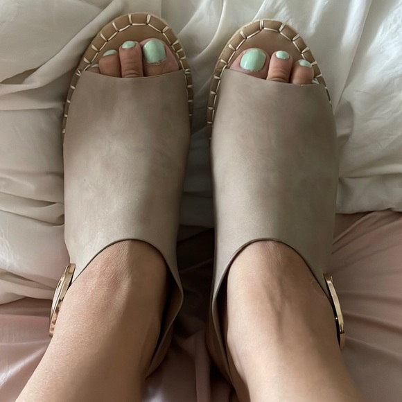 platform sandals - Picture 3 of 6